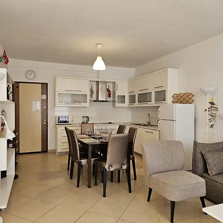 شقة Apartment In Saranda With Sea Views *