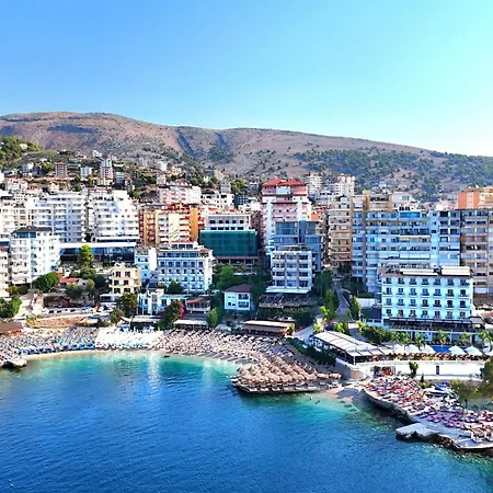 شقة Apartment In Saranda With Sea Views *